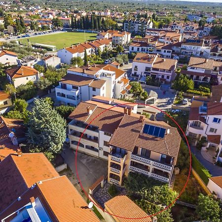 Apartments Mir Фажана Экстерьер фото