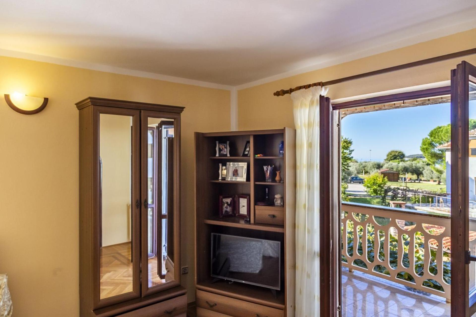 Apartments Mir Фажана Экстерьер фото