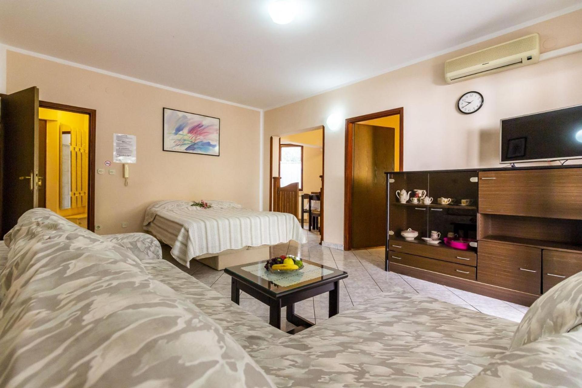 Apartments Mir Фажана Экстерьер фото